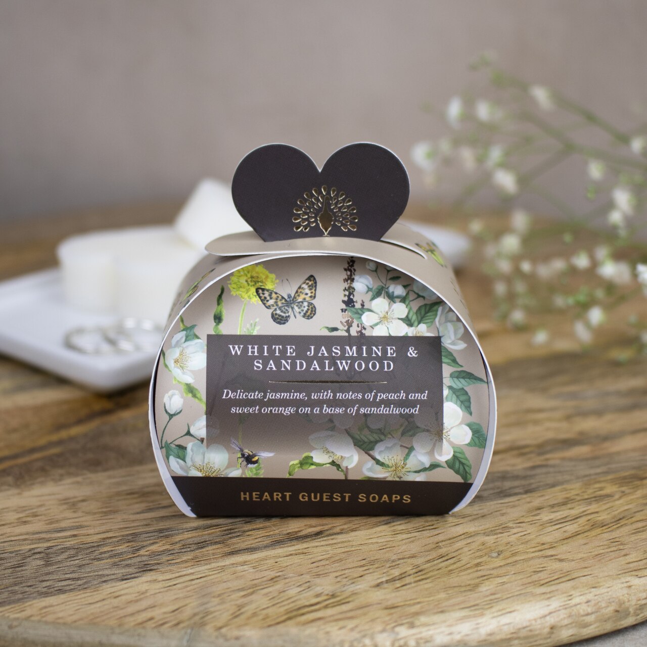 Drei Seifenherzchen | White Jasmin & Sandalwood | The English Soap Company