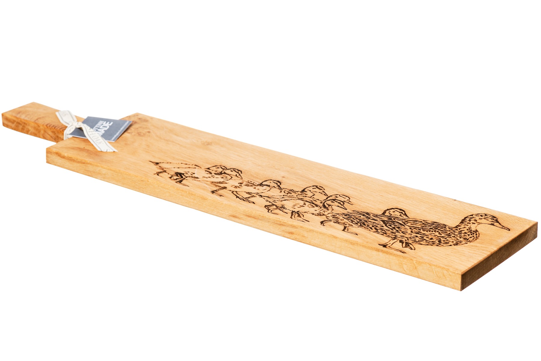 Langes Servierbrett aus Schottischer Eiche, Motiv Entenmama mit -küken