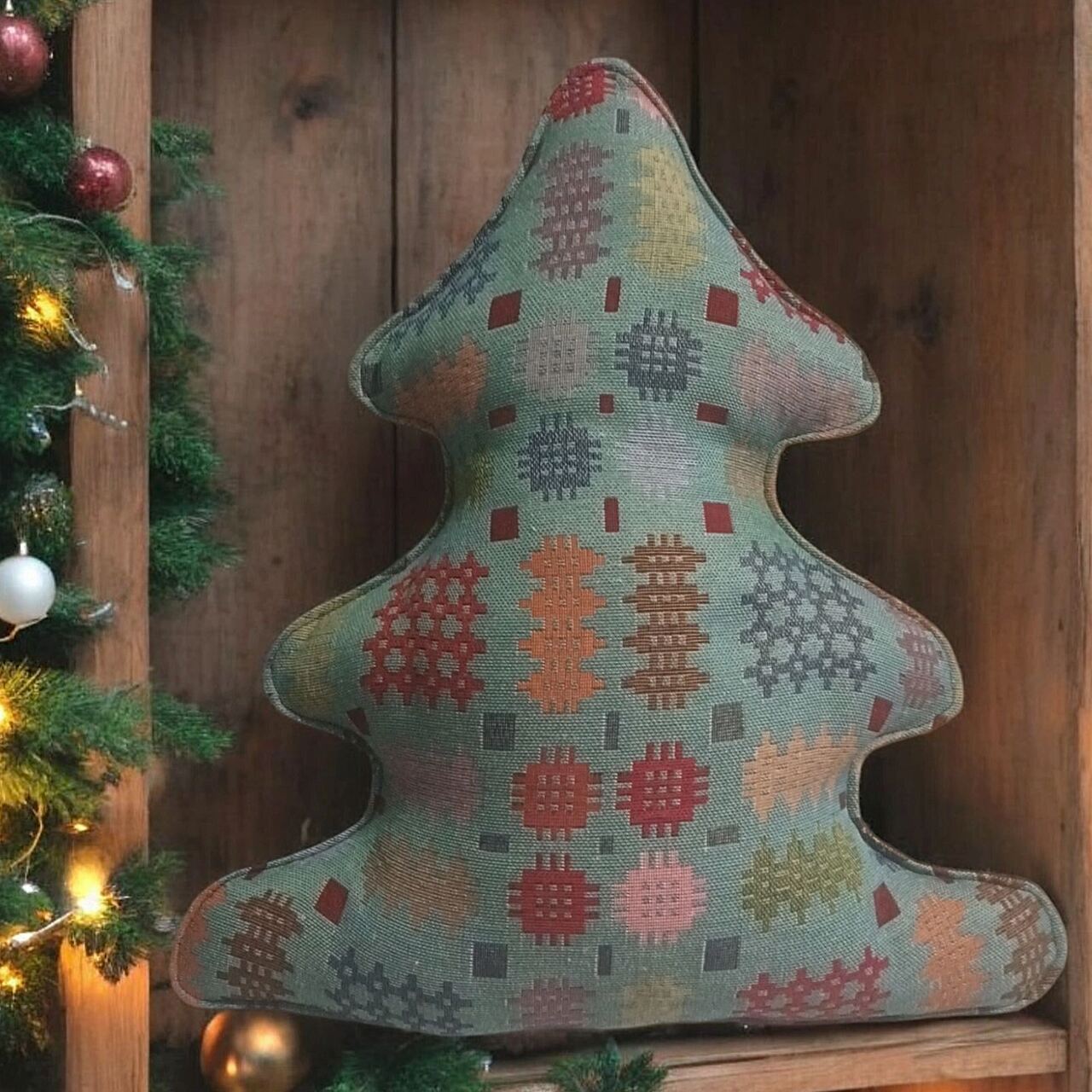 Tannenbaumissen in zwei Größen | Walisische Tapisserie | von Moose & Co. | aus Wales