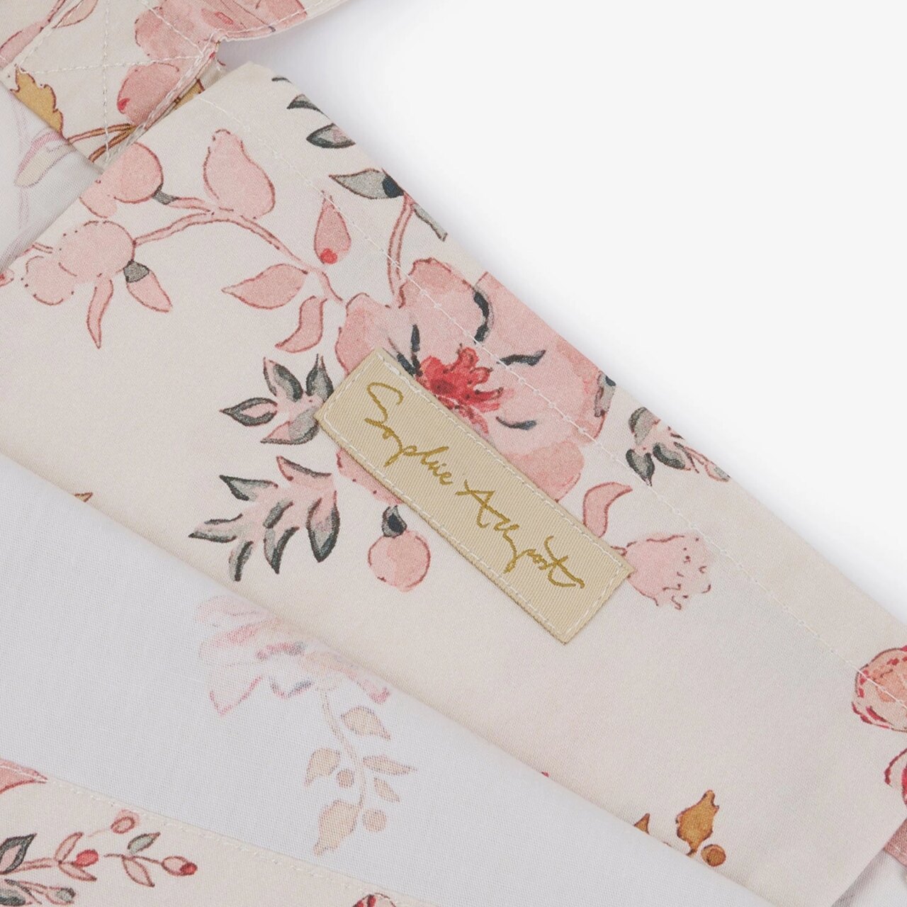 Das Sophie Allport Logo auf der faltbaren Baumwolltasche Vintage Rose