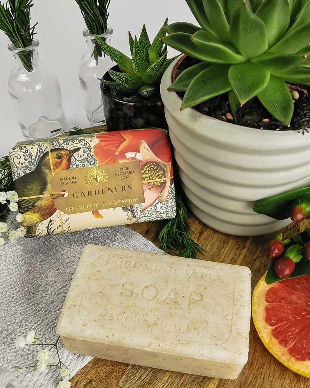 The English Soap Company | Jubiläumsseife mit feinem Peeling