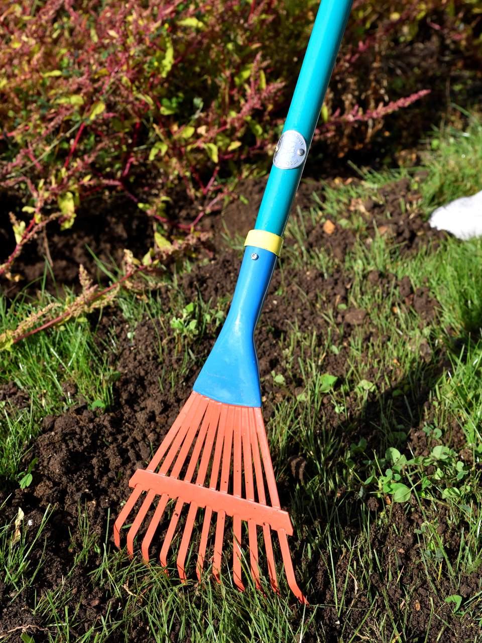 langstieliger Kinder-Rechen von Burgon & Ball