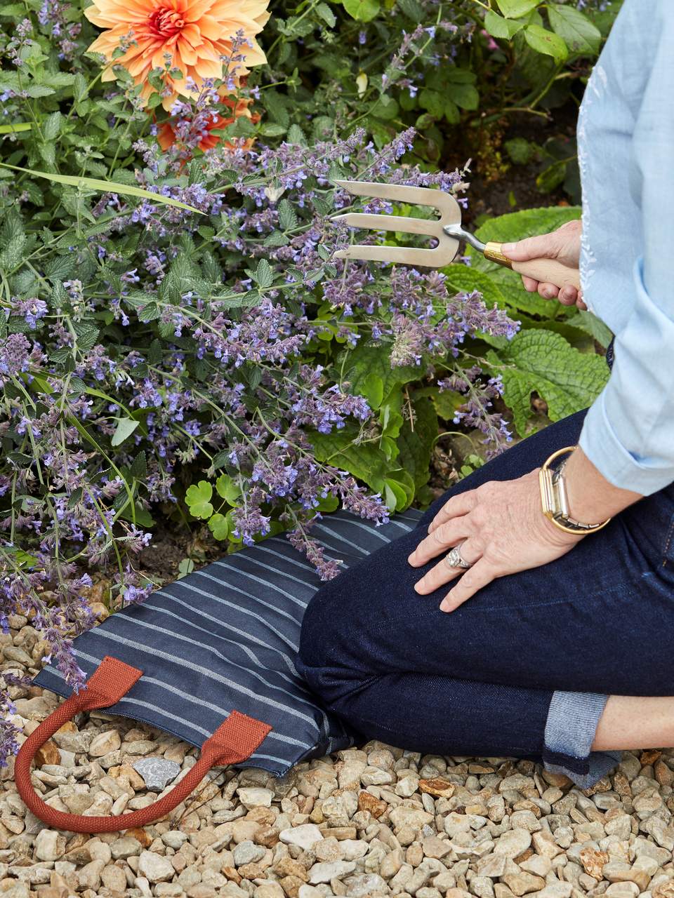 Komfort-Kniekissen, blau | von Sophie Conran für Burgon & Ball