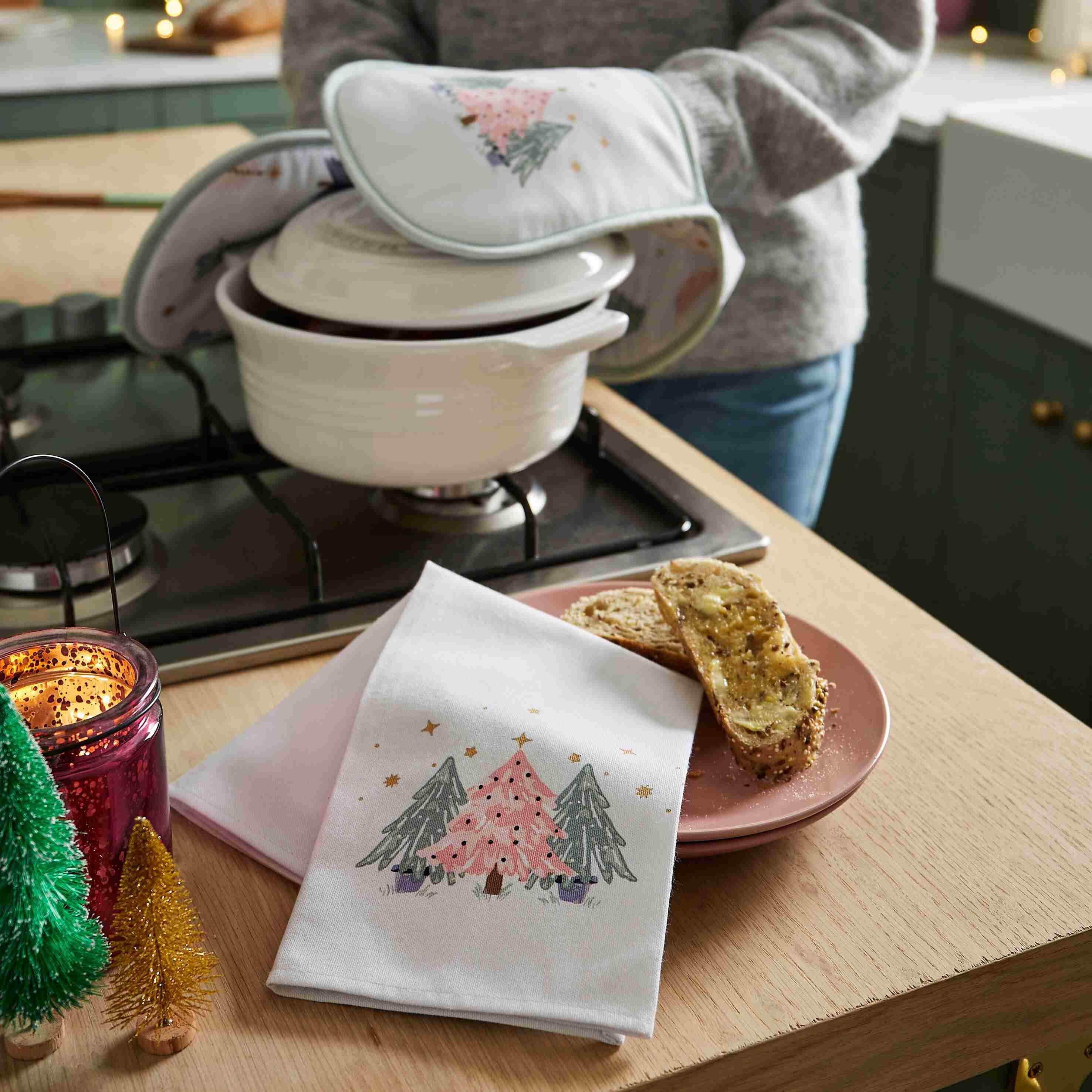 Frosty Trees |  Serviette und Backofenhandschuh