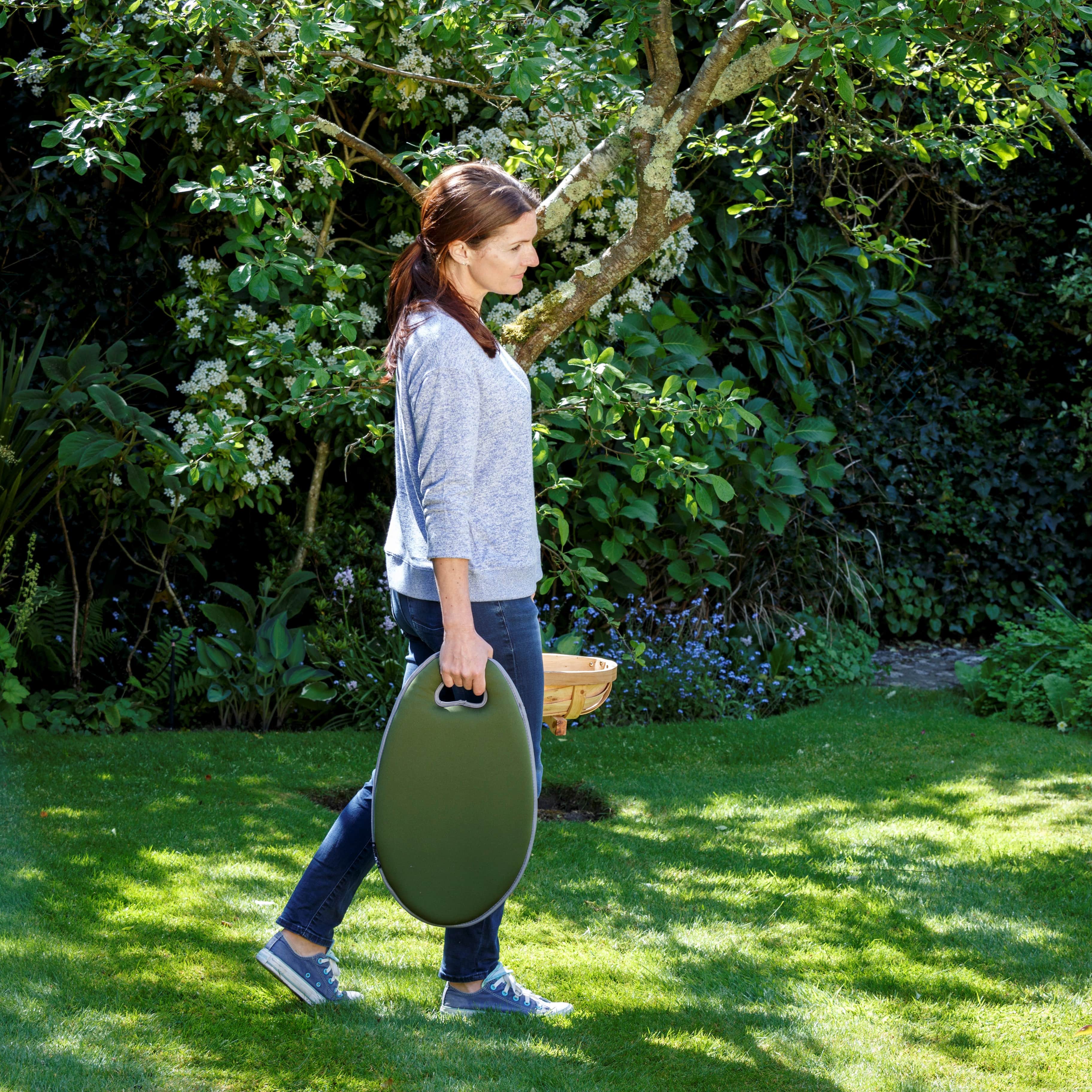 Kniekissen moosgrün von Burgon & Ball