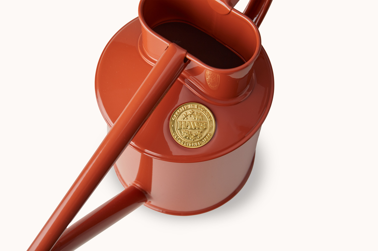 Haws Zimmergießkanne Pot Waterer 2 Pint von oben | Terracotta-Orange