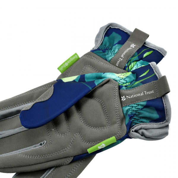 Die Handfläche der National Trust Gartenhandschuhe