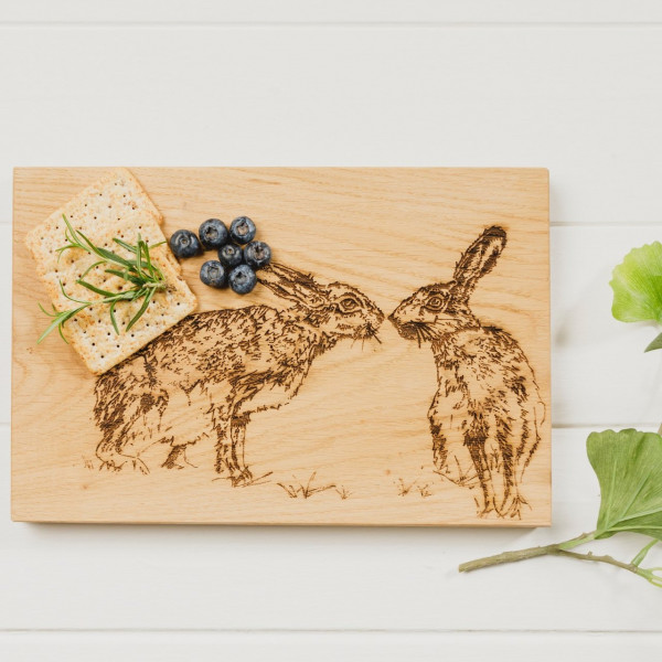 Kissing Hares | Schneide- und Servierbrett aus Eiche