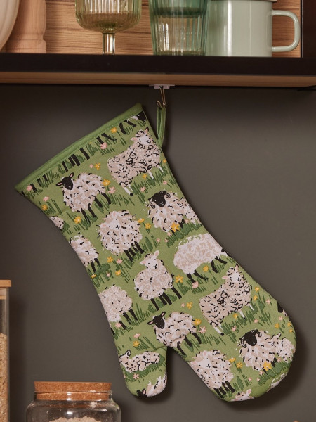 Ulster Weavers Ofenhandschuh | Flauschige Schafe