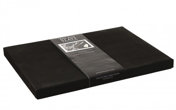 Schieferplatte mit Gravur Hirsch, incl. Käsemesser in einer hochwertigen Präsentbox