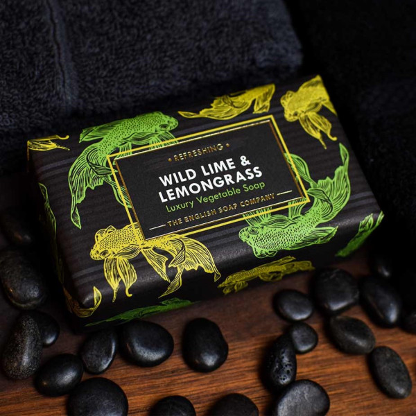Erfrischende Luxusseife Sandelholz & Amber | The English Soap Company