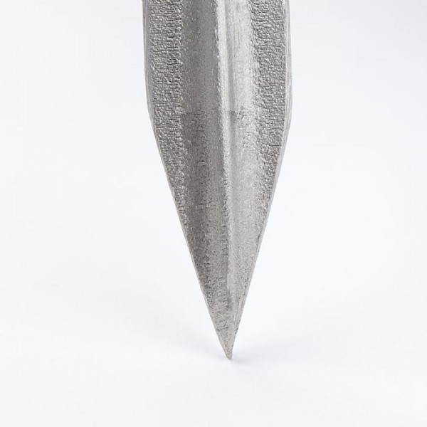 Die handgeschmiedete Spitze des Indoor Jäters von Sneeboer